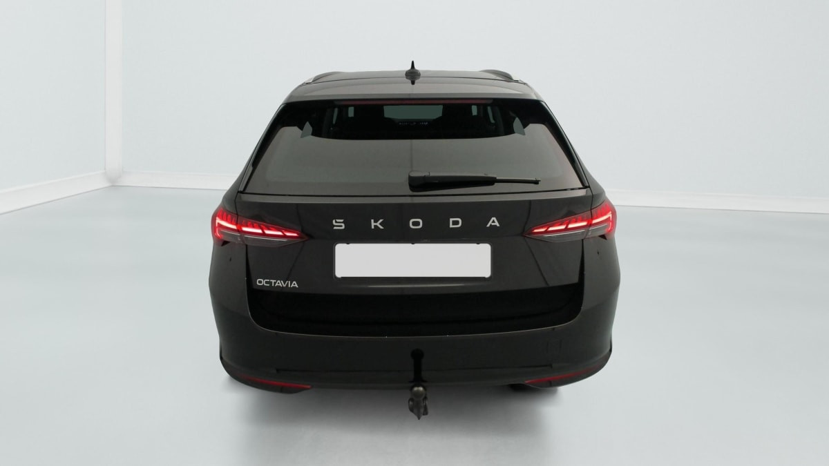 Vente en ligne Skoda Octavia Combi 2.0 TDI 150 ch SCR DSG7 Selection au prix de 34 680 €