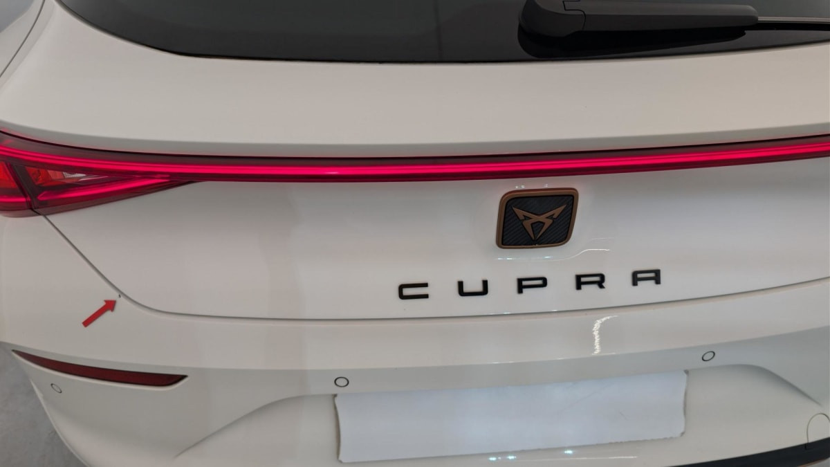 Vente en ligne Cupra Cupra Leon 1.4 E-HYBRID 245 CH DSG6 VZ au prix de 26 450 €