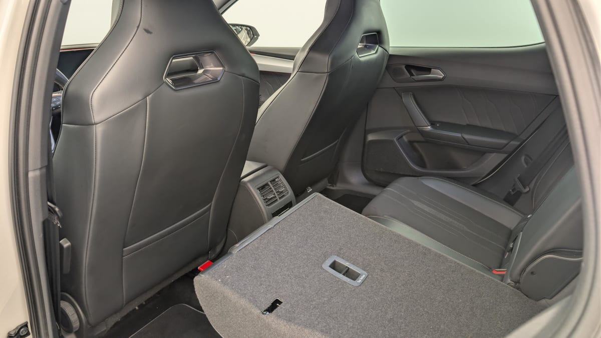 Vente en ligne Cupra Cupra Leon 1.4 E-HYBRID 245 CH DSG6 VZ au prix de 26 450 €