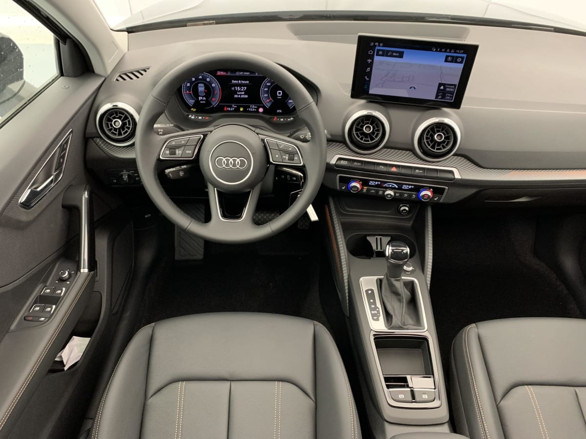 Vente en ligne Audi Q2 35 TFSI 150 S tronic 7 Design au prix de 37 580 €