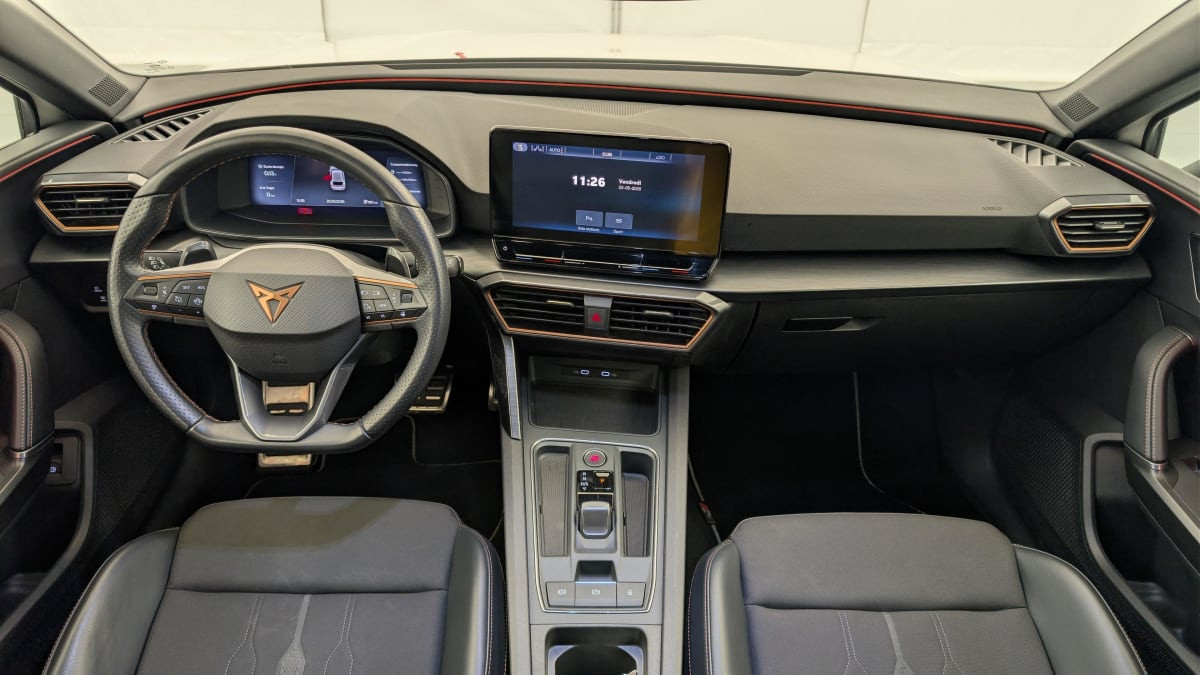 Vente en ligne Cupra Cupra Leon 1.4 E-HYBRID 245 CH DSG6 VZ au prix de 26 450 €