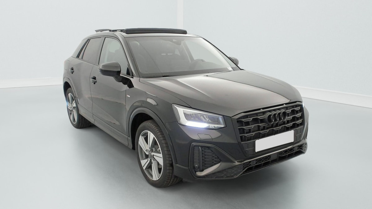 Vente en ligne Audi Q2 35 TFSI 150 S tronic 7 Design au prix de 37 580 €