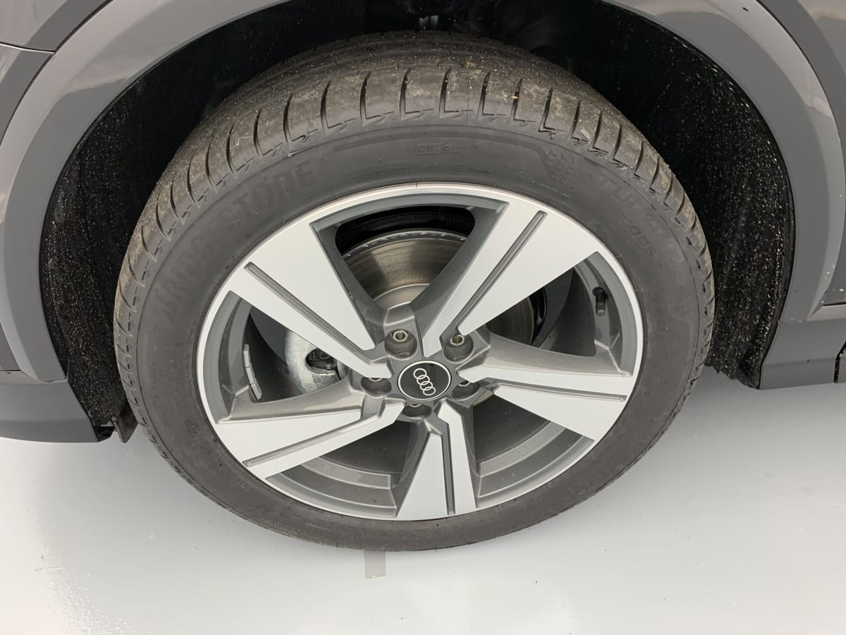 Vente en ligne Audi Q2 35 TFSI 150 S tronic 7 Design au prix de 37 580 €