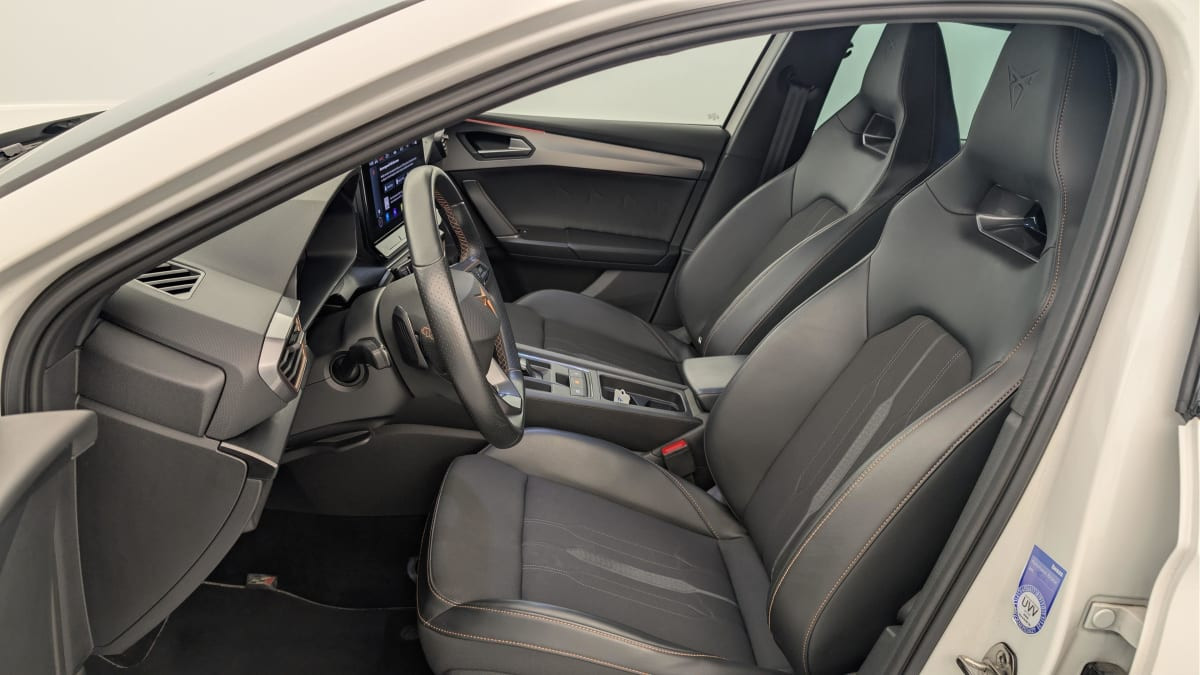 Vente en ligne Cupra Cupra Leon 1.4 E-HYBRID 245 CH DSG6 VZ au prix de 26 450 €