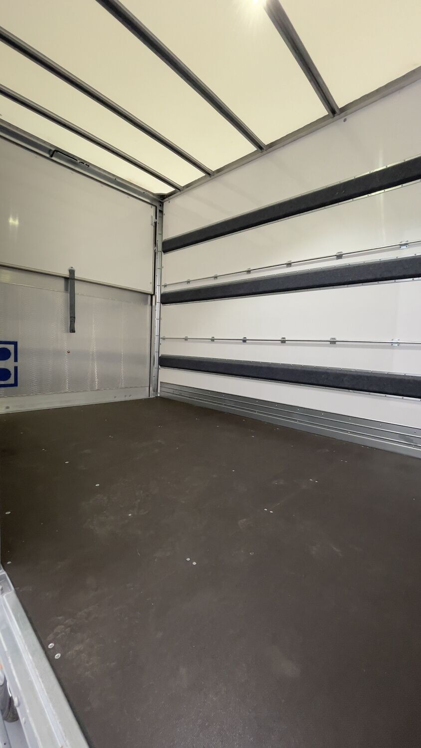 Vente en ligne Iveco Daily DAILY III 35C18HA8 4100 3.0 180ch Caisse 20m³ Toutain au prix de 62 480 €