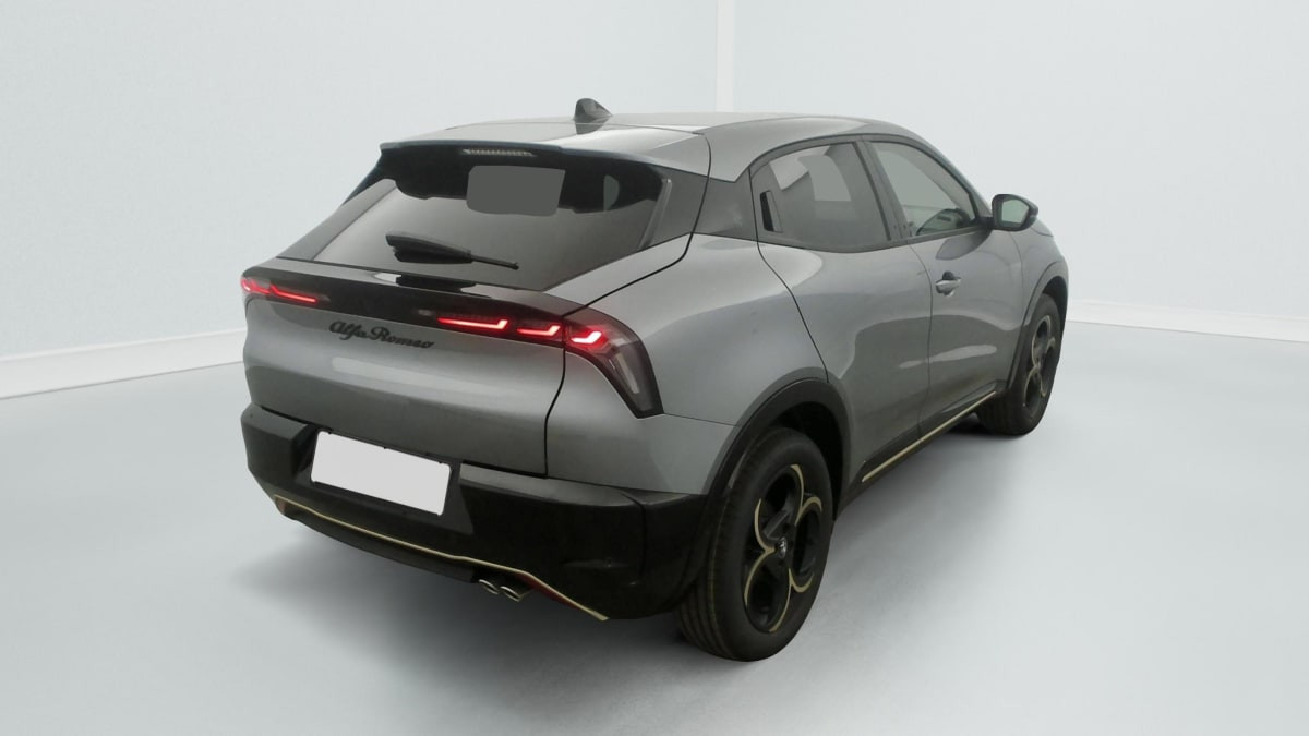 Vente en ligne Alfa Romeo Junior 1.2 Ibrida 145 ch eDCT6 Intensa au prix de 30 890 €