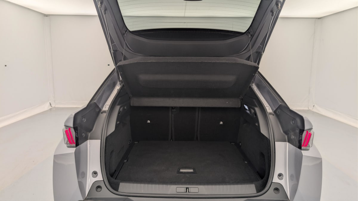 Vente en ligne Peugeot 3008 Hybrid 145 e-DCS6 Allure au prix de 26 450 €