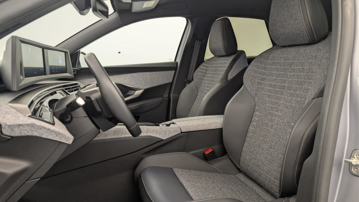 Vente en ligne Peugeot 3008 Hybrid 145 e-DCS6 Allure au prix de 26 450 €