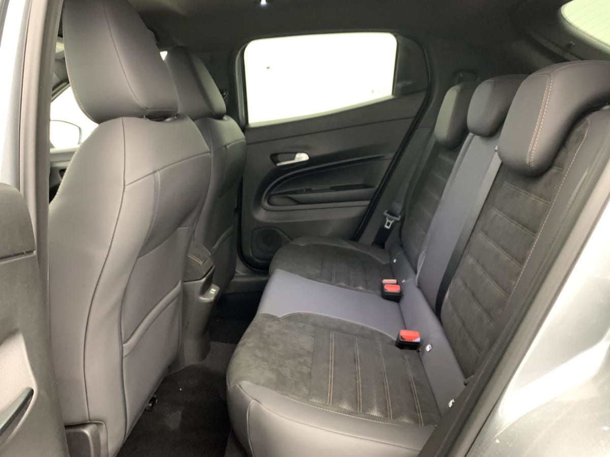 Vente en ligne Alfa Romeo Junior 1.2 Ibrida 145 ch eDCT6 Intensa au prix de 30 890 €