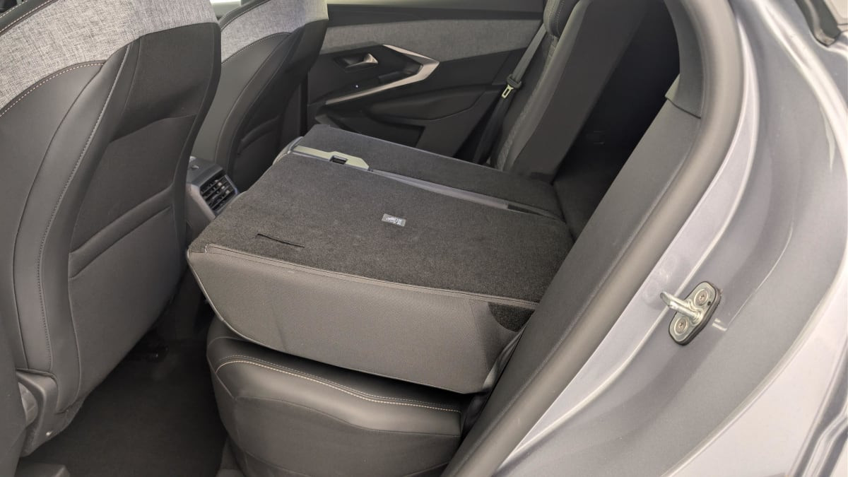 Vente en ligne Peugeot 3008 Hybrid 145 e-DCS6 Allure au prix de 26 450 €