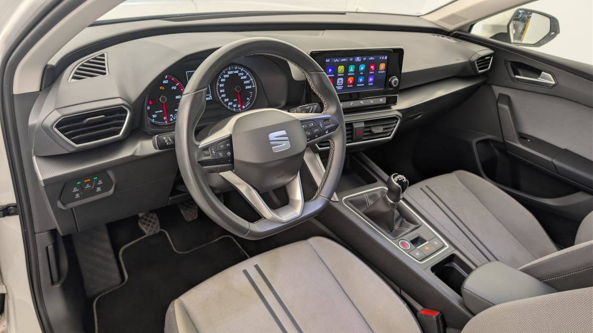 Vente en ligne Seat Leon Sportstourer 1.0 TSI 110 BVM6 Reference au prix de 19 240 €