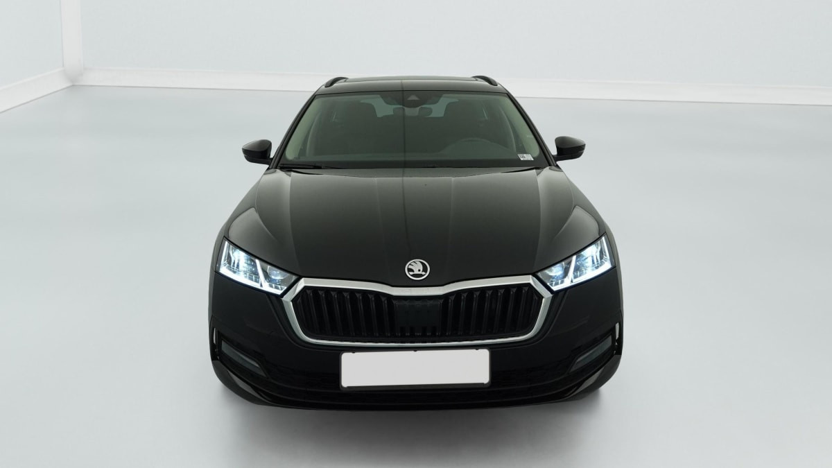 Vente en ligne Skoda Octavia Combi 2.0 TDI 150 ch DSG7 4x4 Ambition au prix de 27 480 €