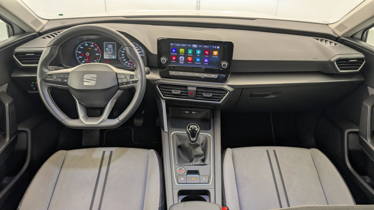 Vente en ligne Seat Leon Sportstourer 1.0 TSI 110 BVM6 Reference au prix de 19 240 €