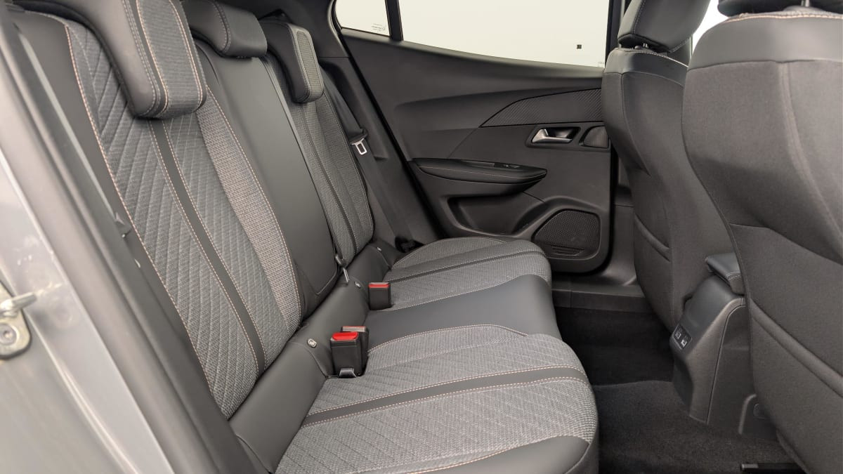 Vente en ligne Peugeot 2008 100 S S BVM6 Allure au prix de 17 890 €