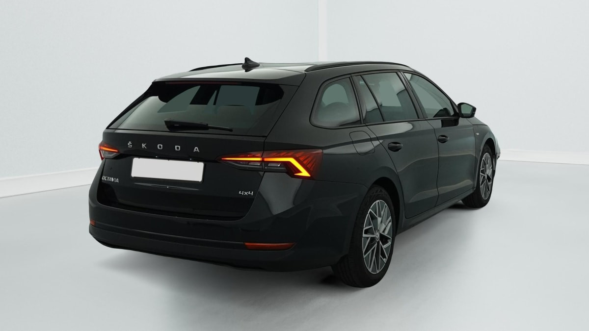 Vente en ligne Skoda Octavia Combi 2.0 TDI 150 ch DSG7 4x4 Ambition au prix de 27 480 €