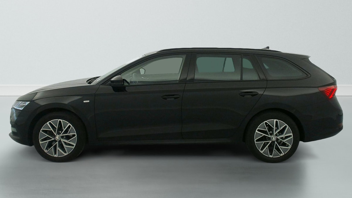 Vente en ligne Skoda Octavia Combi 2.0 TDI 150 ch DSG7 4x4 Ambition au prix de 27 480 €