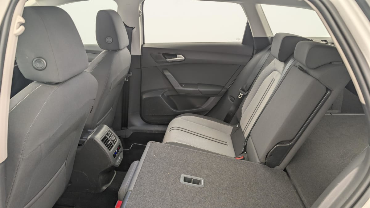 Vente en ligne Seat Leon Sportstourer 1.0 TSI 110 BVM6 Reference au prix de 19 240 €