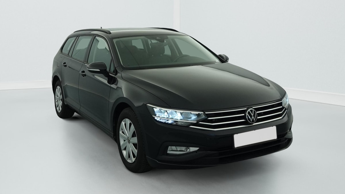 Volkswagen Passat SW 2.0 TDI EVO SCR 150 DSG7 LIFE PLUS occasion de 2023 en vente à Rennes