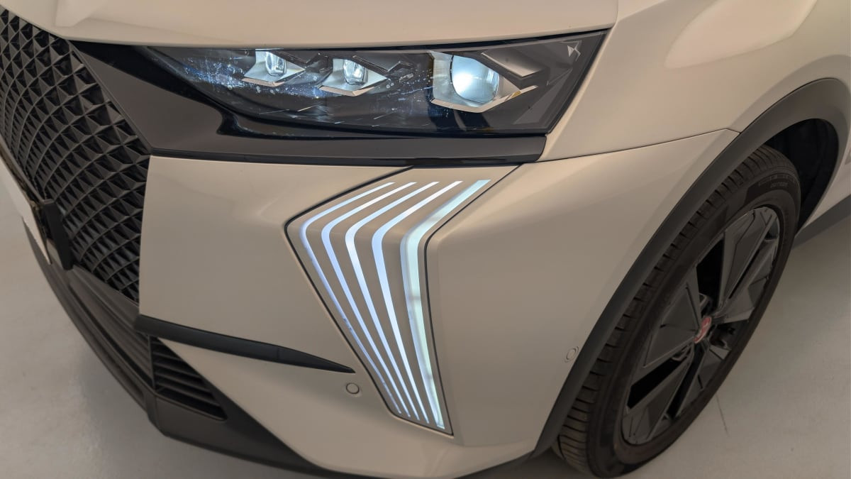 Vente en ligne Ds DS7 Crossback BlueHDi 130 EAT8 Performance Line + au prix de 29 030 €
