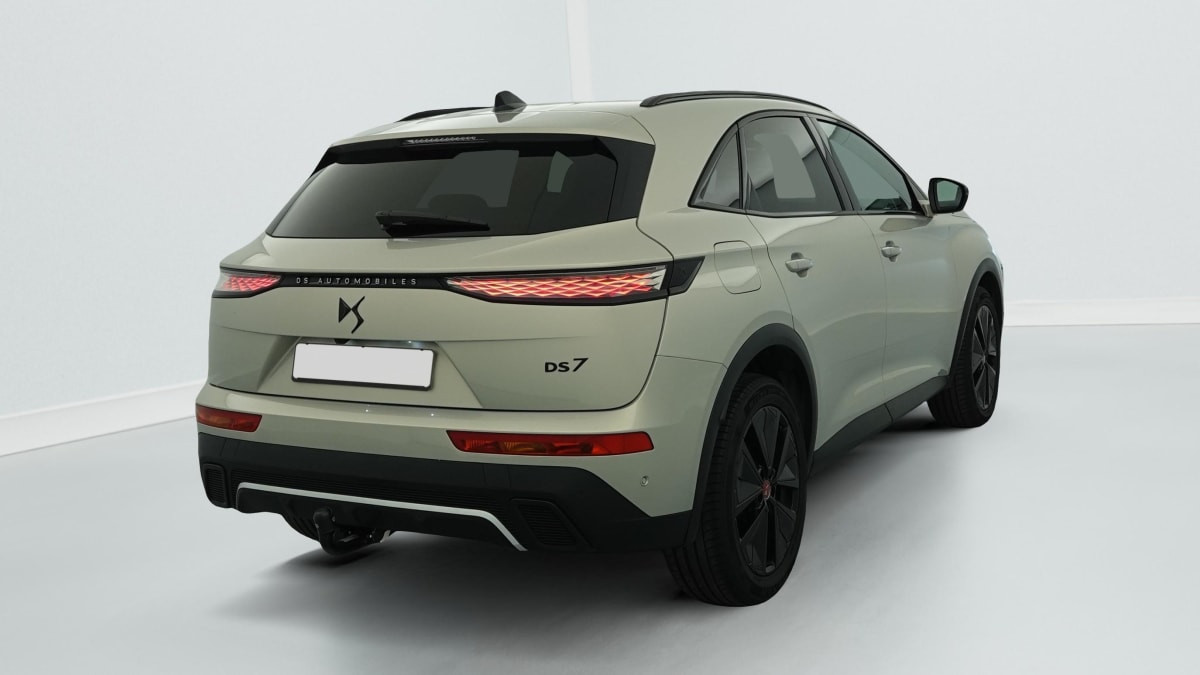 Vente en ligne Ds DS7 Crossback BlueHDi 130 EAT8 Performance Line + au prix de 29 030 €