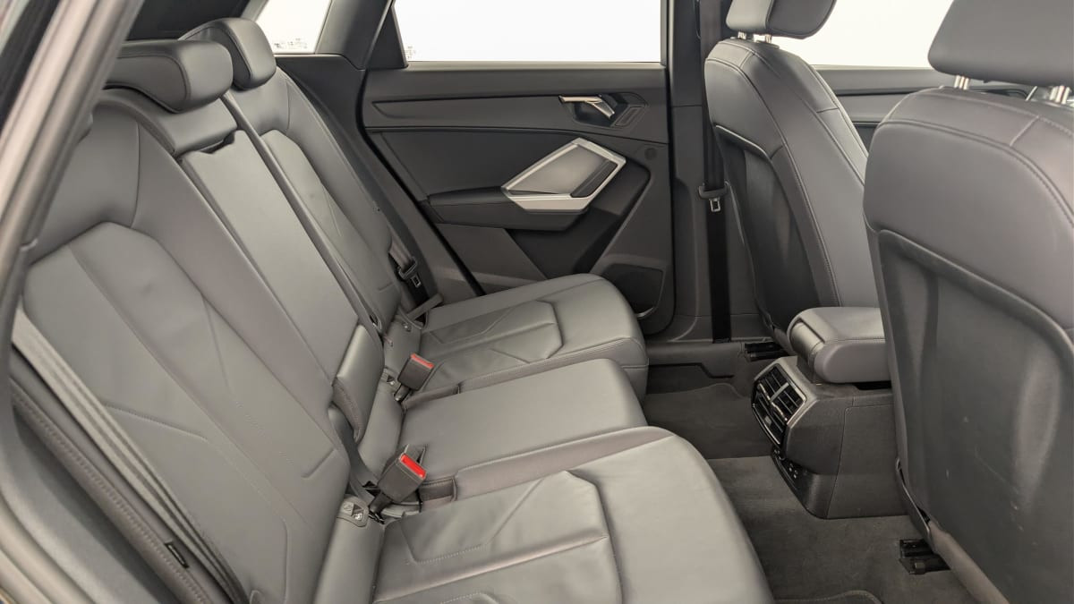 Vente en ligne Audi Q3 35 TDI 150 ch S tronic 7 Design au prix de 32 630 €