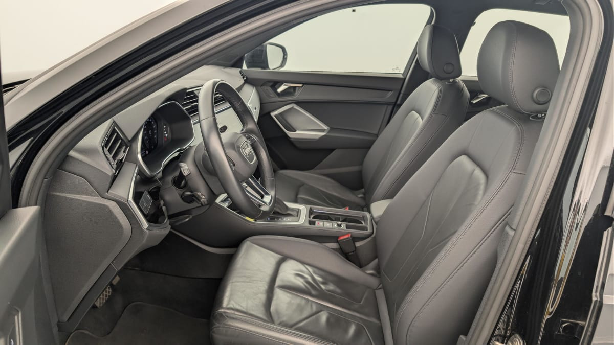 Vente en ligne Audi Q3 35 TDI 150 ch S tronic 7 Design au prix de 32 630 €