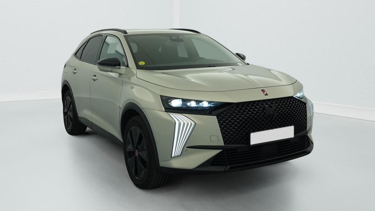 Vente en ligne Ds DS7 Crossback BlueHDi 130 EAT8 Performance Line + au prix de 29 030 €