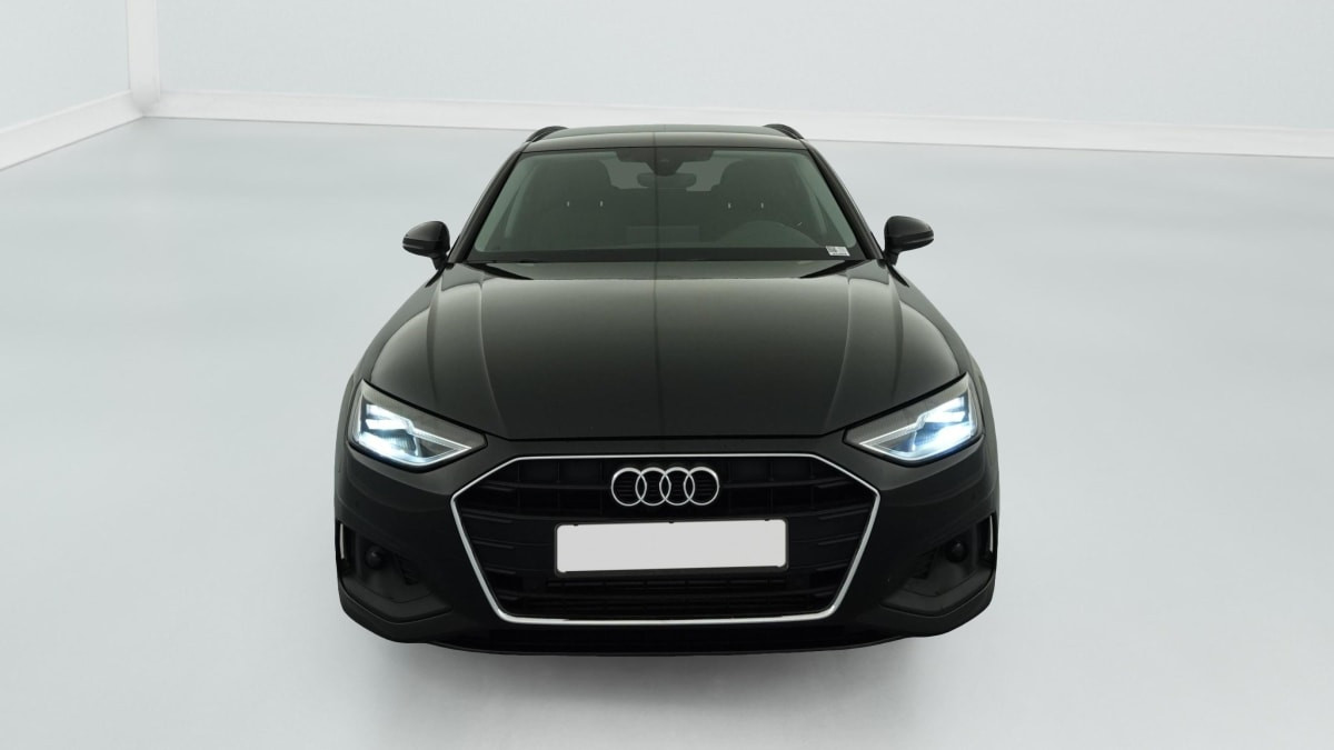 Vente en ligne Audi A4 Avant 35 TFSI 150 S tronic 7 Design au prix de 23 360 €