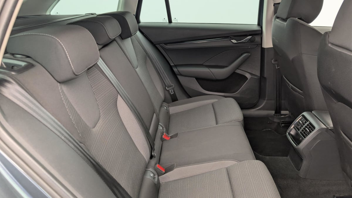 Vente en ligne Skoda Octavia Combi 2.0 TDI 116 ch Ambition au prix de 21 300 €