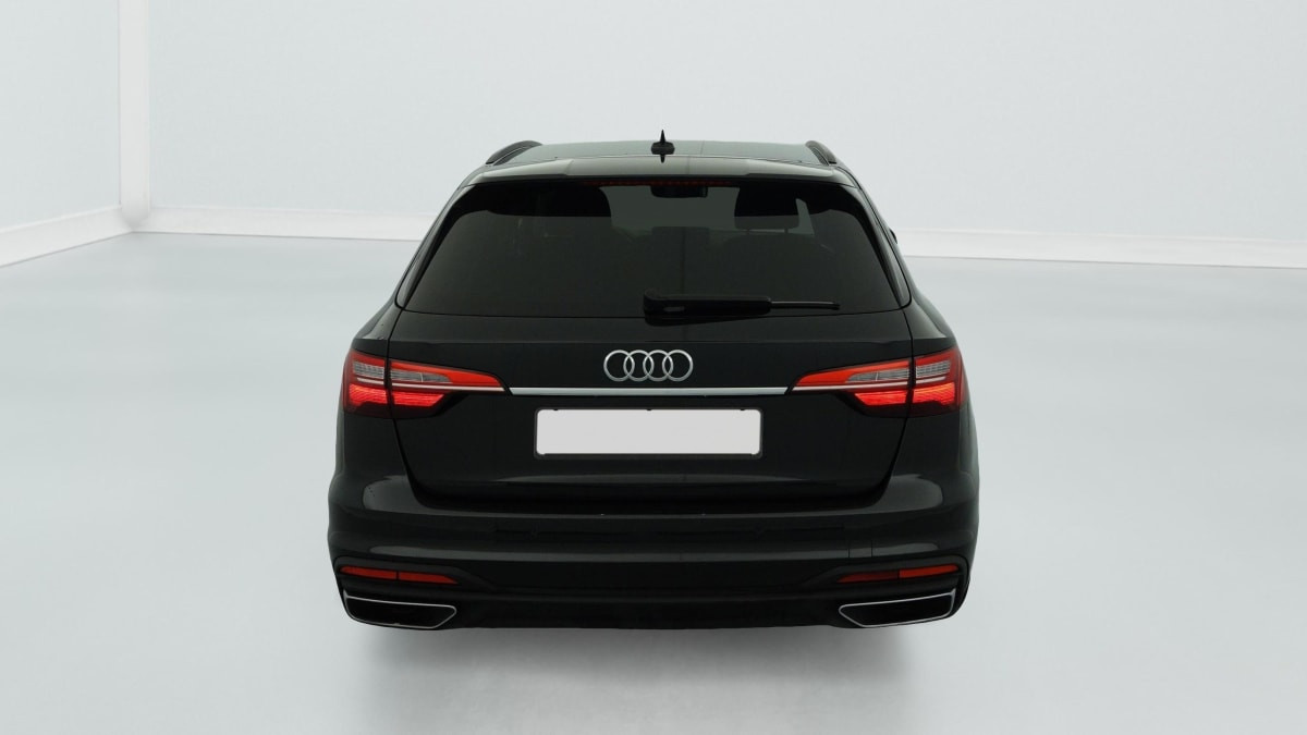 Vente en ligne Audi A4 Avant 35 TFSI 150 S tronic 7 Design au prix de 23 360 €