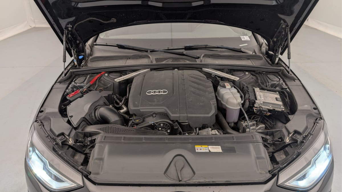 Vente en ligne Audi A4 Avant 35 TFSI 150 S tronic 7 Design au prix de 23 360 €