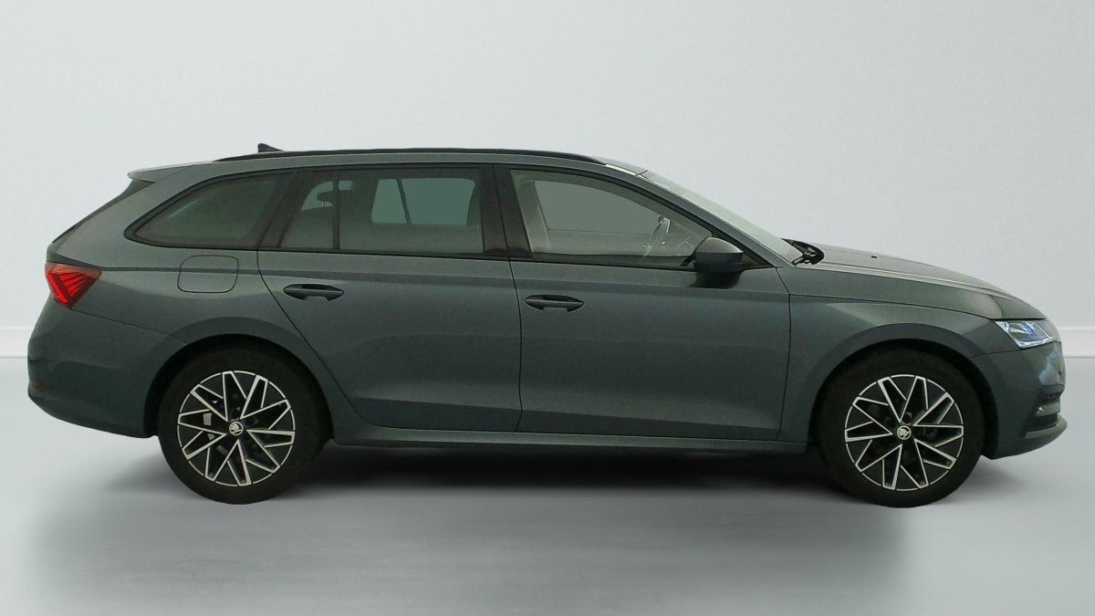 Vente en ligne Skoda Octavia Combi 2.0 TDI 116 ch Ambition au prix de 21 300 €