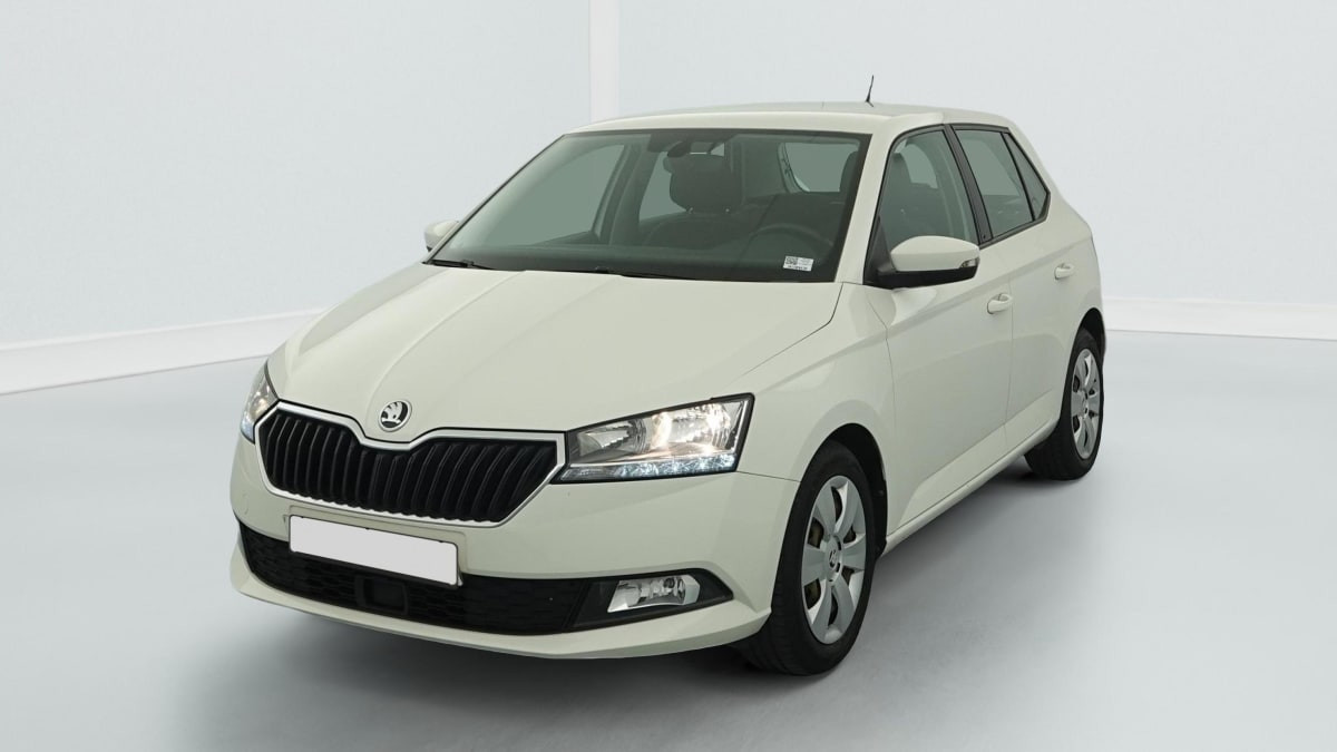 Skoda Fabia 1.0 MPI 60 CH BVM5 BUSINESS occasion de 2021 en vente à Rennes