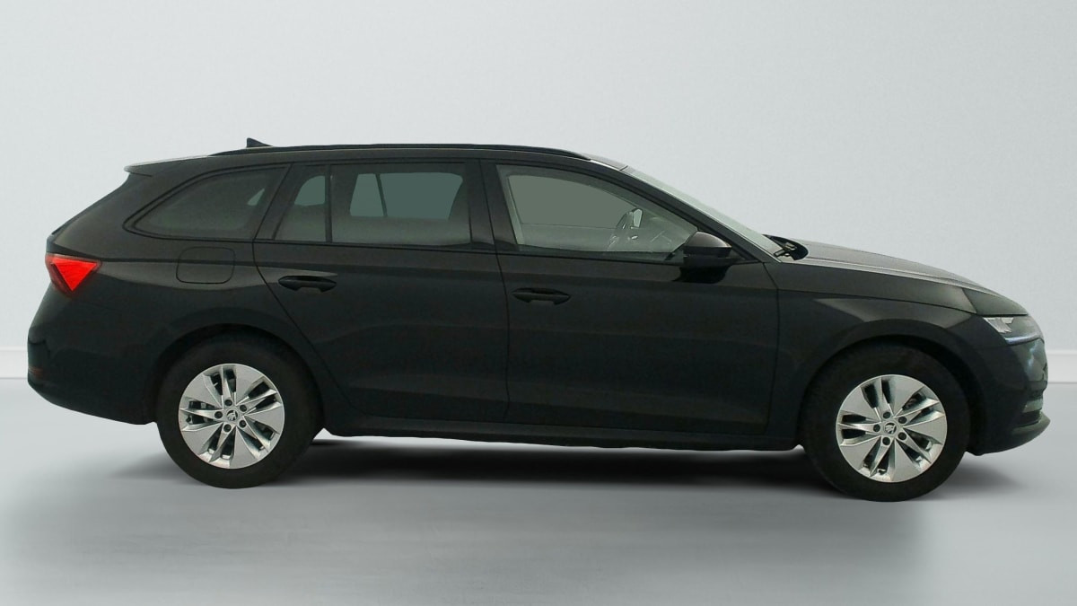 Vente en ligne Skoda Octavia Combi 2.0 TDI 116 ch DSG7 Ambition au prix de 23 360 €