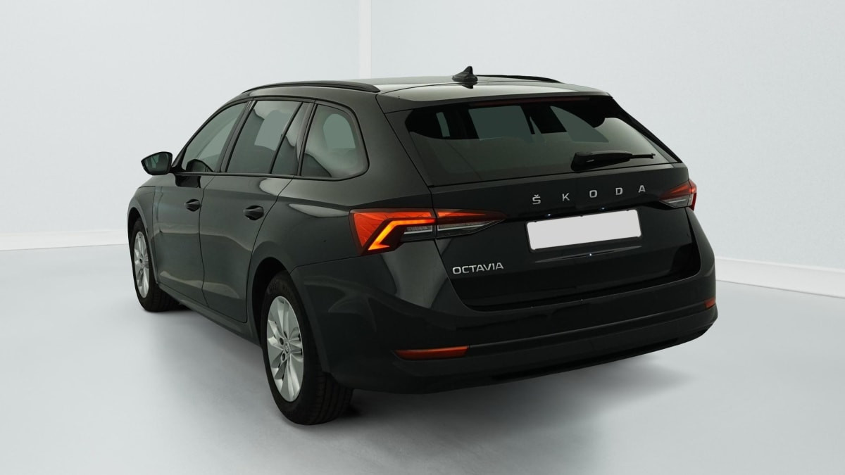 Vente en ligne Skoda Octavia Combi 2.0 TDI 116 ch DSG7 Ambition au prix de 23 360 €