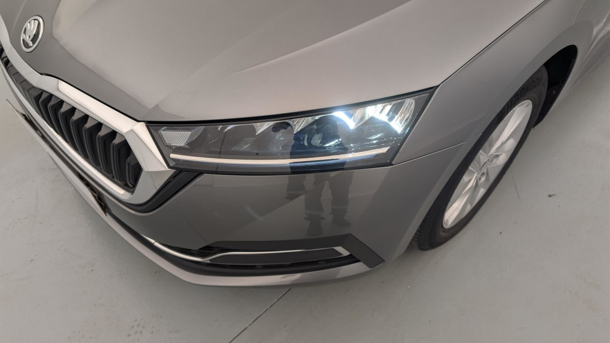 Vente en ligne Skoda Octavia Combi 1.0 TSI mHEV e-TEC 110 ch DSG7 Ambition au prix de 23 360 €