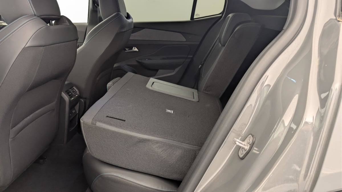 Vente en ligne Peugeot 408 Hybrid 145 e-DCS6 Allure au prix de 23 980 €