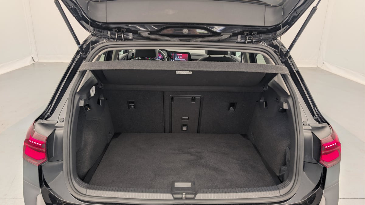Vente en ligne Volkswagen Golf 2.0 TDI SCR 150 DSG7 ACTIVE au prix de 25 420 €