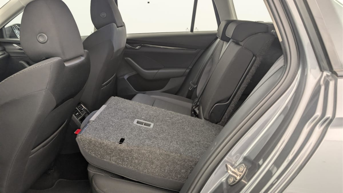 Vente en ligne Skoda Octavia Combi 1.0 TSI mHEV e-TEC 110 ch DSG7 Ambition au prix de 23 360 €