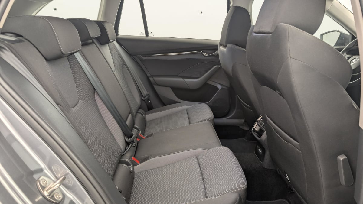 Vente en ligne Skoda Octavia Combi 1.0 TSI mHEV e-TEC 110 ch DSG7 Ambition au prix de 23 360 €