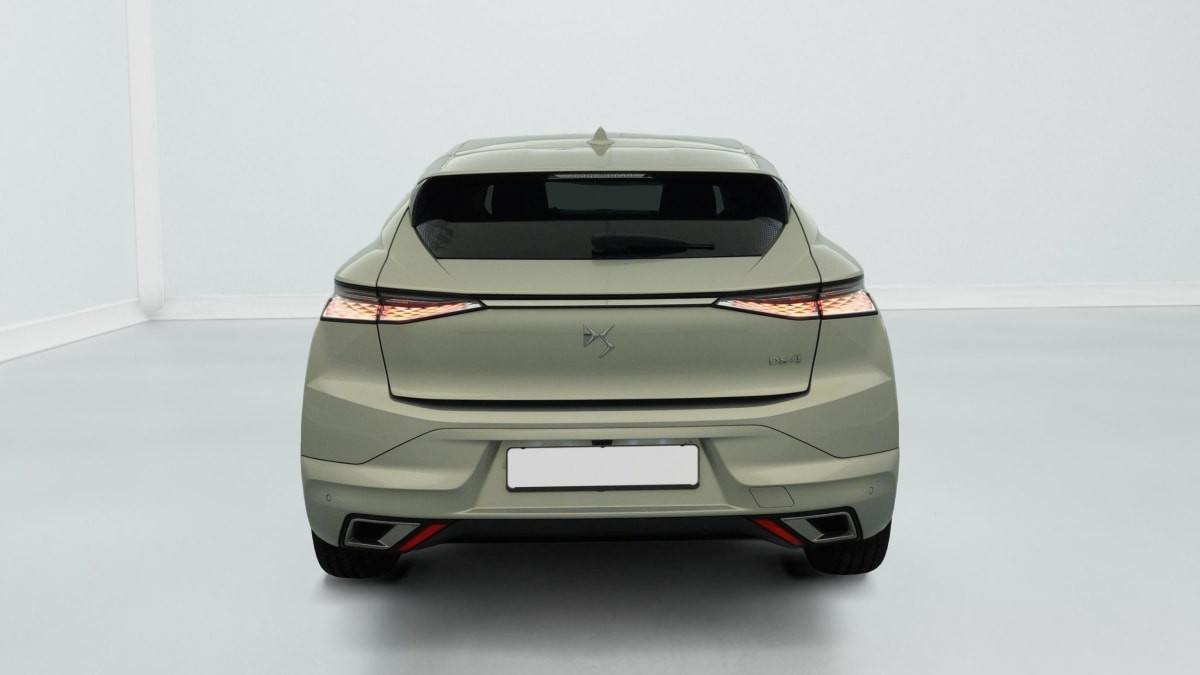 Vente en ligne Ds DS4 PureTech 130 EAT8 Rivoli au prix de 22 330 €
