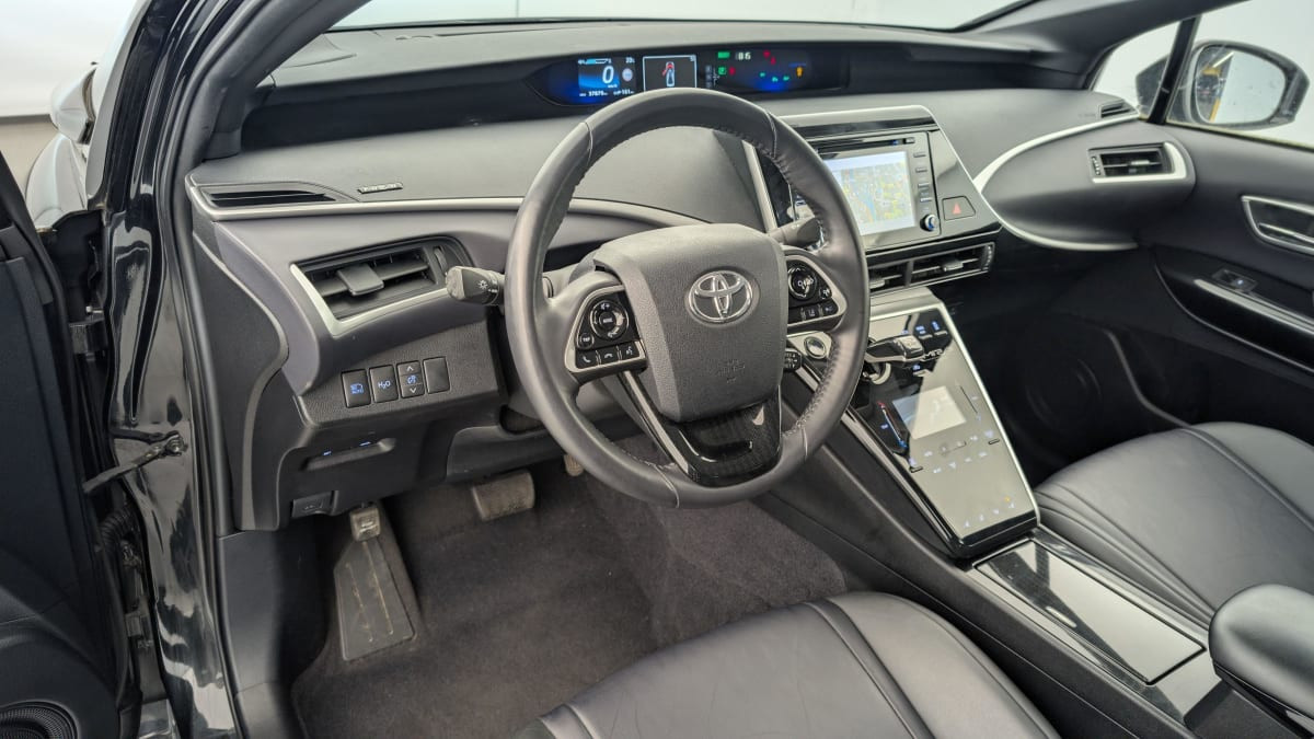 Vente en ligne Toyota Mirai Hydrogene 154 ch Dynamic au prix de 9 970 €
