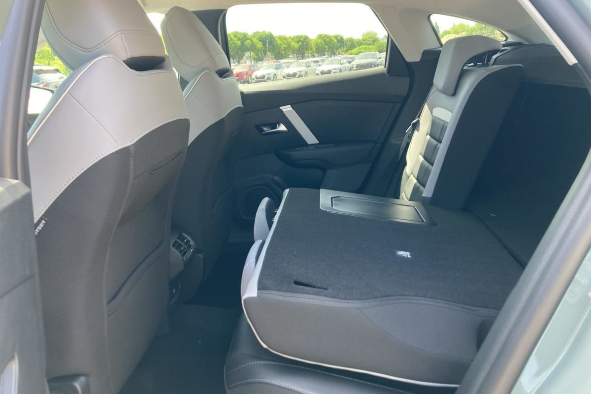 Vente en ligne Citroën C4 Hybride 145 e-DCS6 Max au prix de 23 680 €