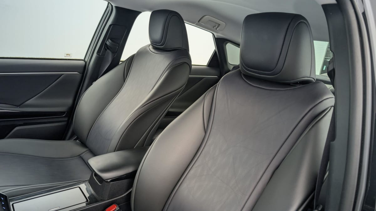 Vente en ligne Toyota Mirai Hydrogene 154 ch Dynamic au prix de 9 970 €