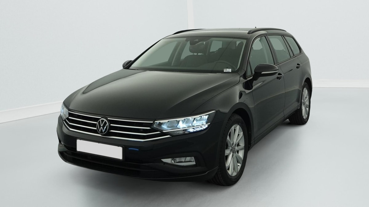 Volkswagen Passat SW 2.0 TDI EVO SCR 150 DSG7 LIFE PLUS occasion de 2023 en vente à Rennes