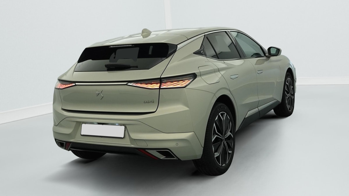Vente en ligne Ds DS4 PureTech 130 EAT8 Rivoli au prix de 22 330 €