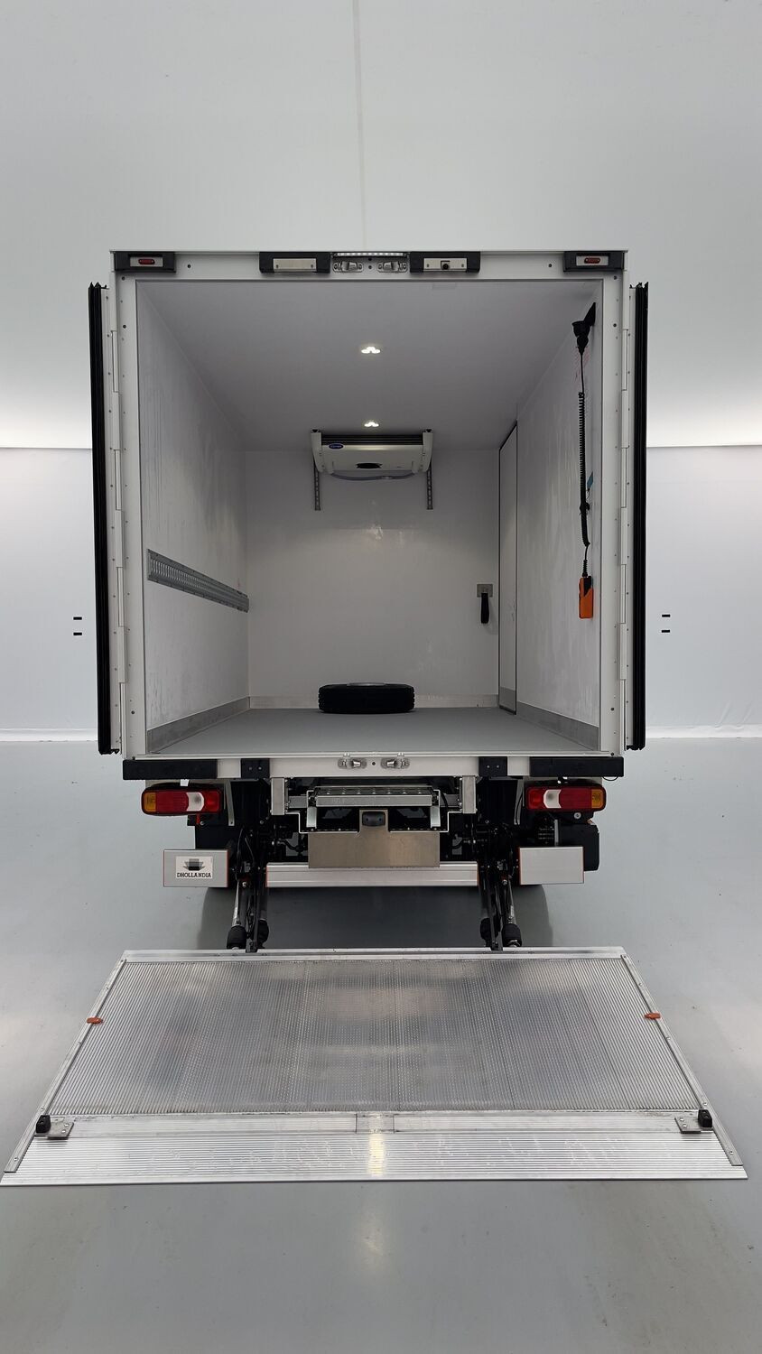 Vente en ligne Iveco Daily DAILY III 35C16H 3450 3.0 160ch Frigo Lamberet au prix de 71 120 €