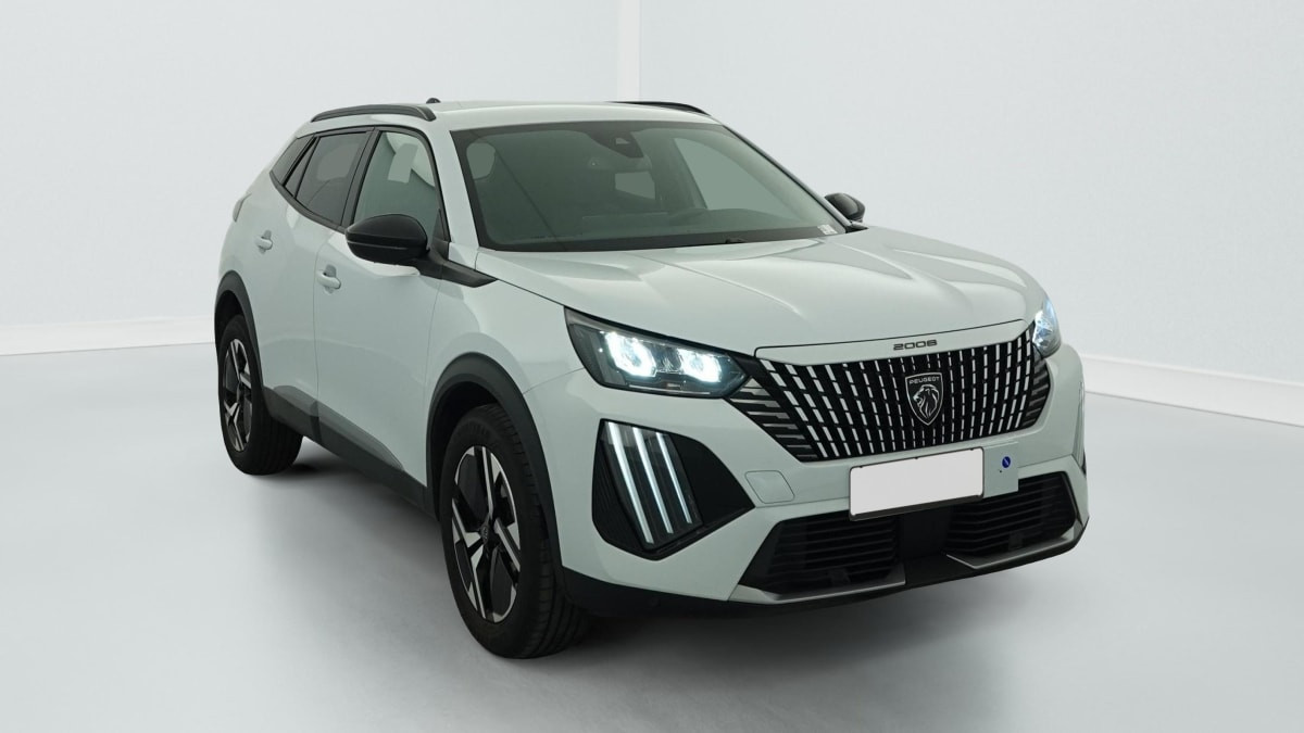 Peugeot 2008 100 S S BVM6 Allure occasion de 2024 en vente à Rennes