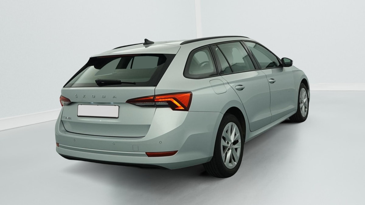 Vente en ligne Skoda Octavia Combi 2.0 TDI 150 ch DSG7 Ambition au prix de 24 390 €
