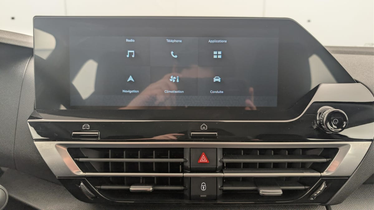Vente en ligne Citroën C4 X PureTech 130 S S EAT8 Feel Pack au prix de 21 100 €